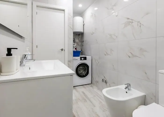 Apartment Luxury Flat, Few Minutes From Fanabe Beach!