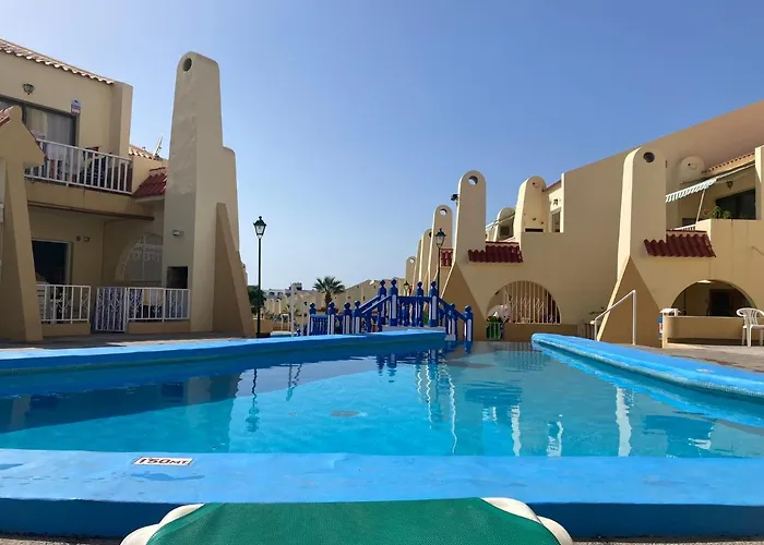 Luxury Flat, Few Minutes From Fanabe Beach! * 아데제