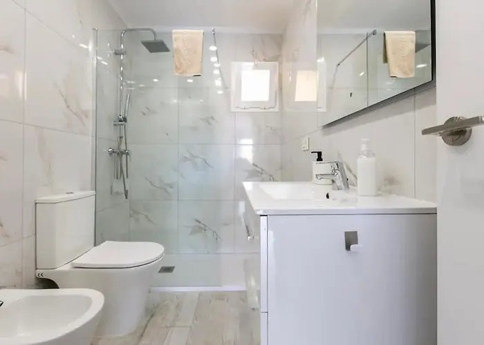 Luxury Flat, Few Minutes From Fanabe Beach!