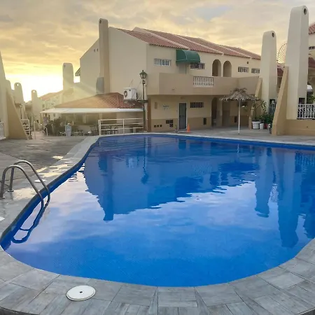 Lägenhet Luxury Flat, Few Minutes From Fanabe Beach!